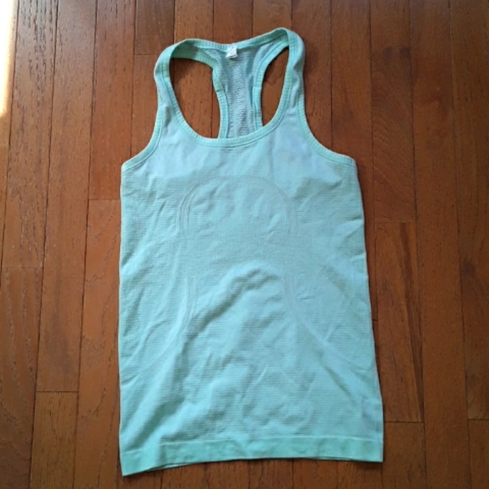 Lululemon Swiftly Tech Racerback tank top